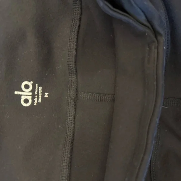 ALO Yoga Black and Royal Blue Ribbed Goddess Leggings - Picture 4 of 4